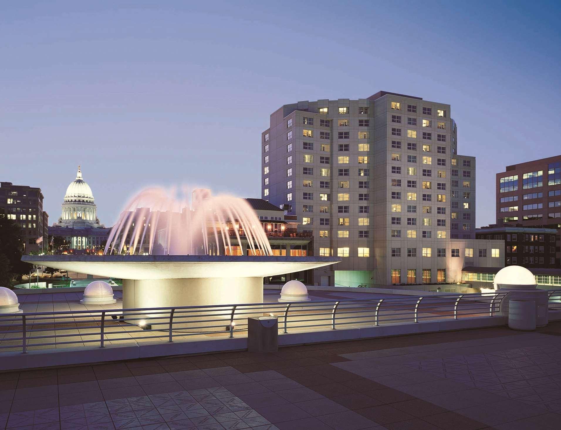 Hilton Madison Monona Terrace Ξενοδοχείο Εξωτερικό φωτογραφία