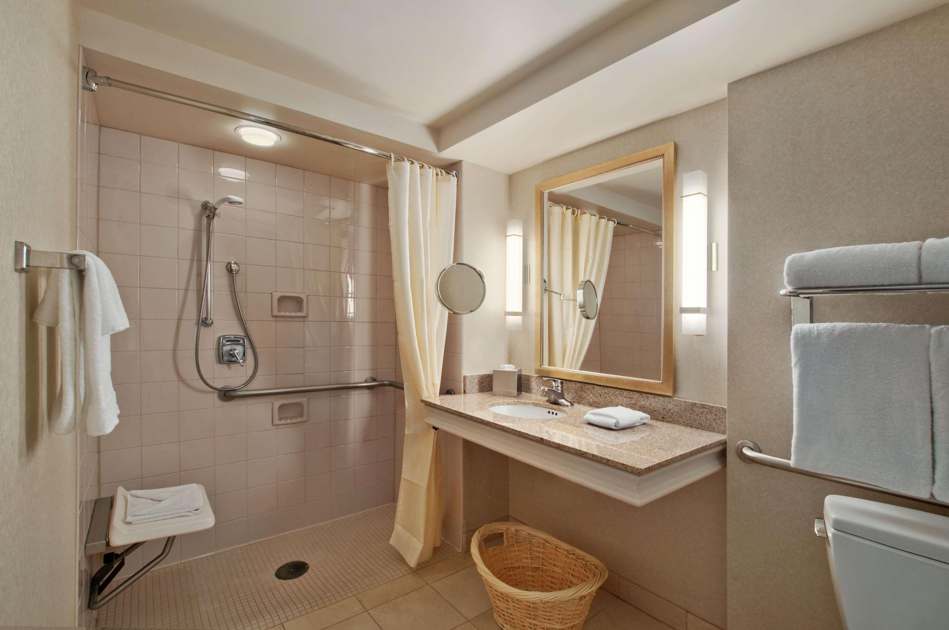 Hilton Madison Monona Terrace Ξενοδοχείο Δωμάτιο φωτογραφία